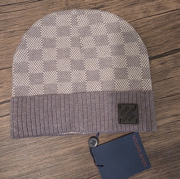 Beanie - Picture 1 of 3